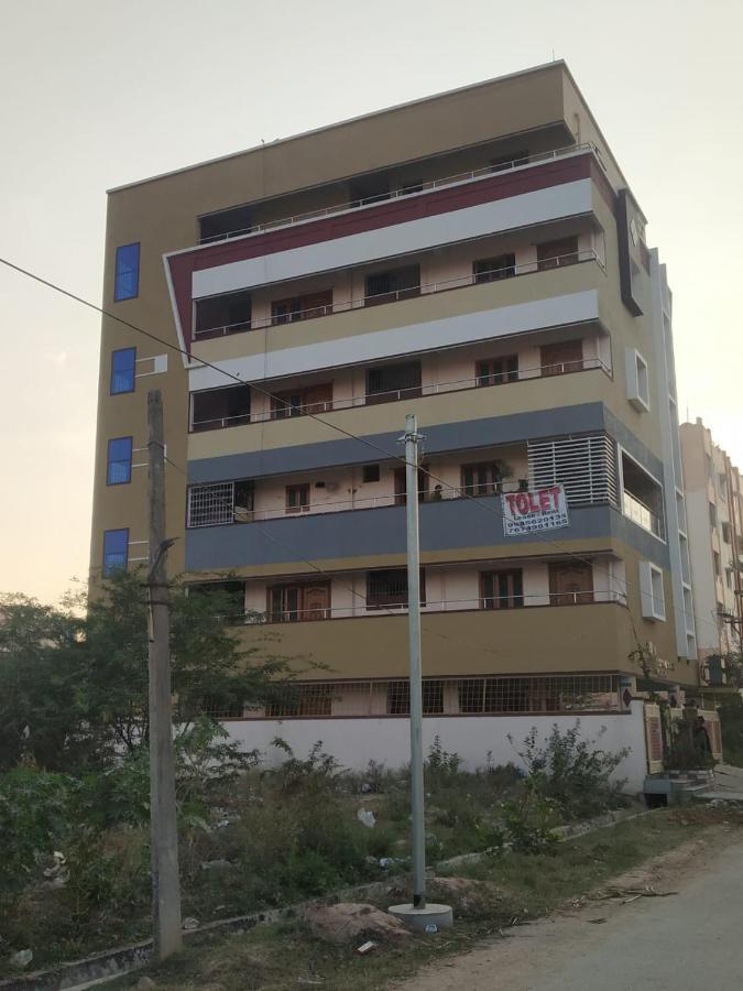 Sls Homestay - Luxury Ac Service Apartments 1Bhk, 2Bhk, 3Bhk - Direct Flyover To Alipiri Tirumala Gate - Walk To Ps4 Pure Veg Restaurants, Supermarkets - Near To National Highway & Padmavathi Amma Temple - Modular Kitchen, Living Room -Free Superfast Tirupati Zewnętrze zdjęcie