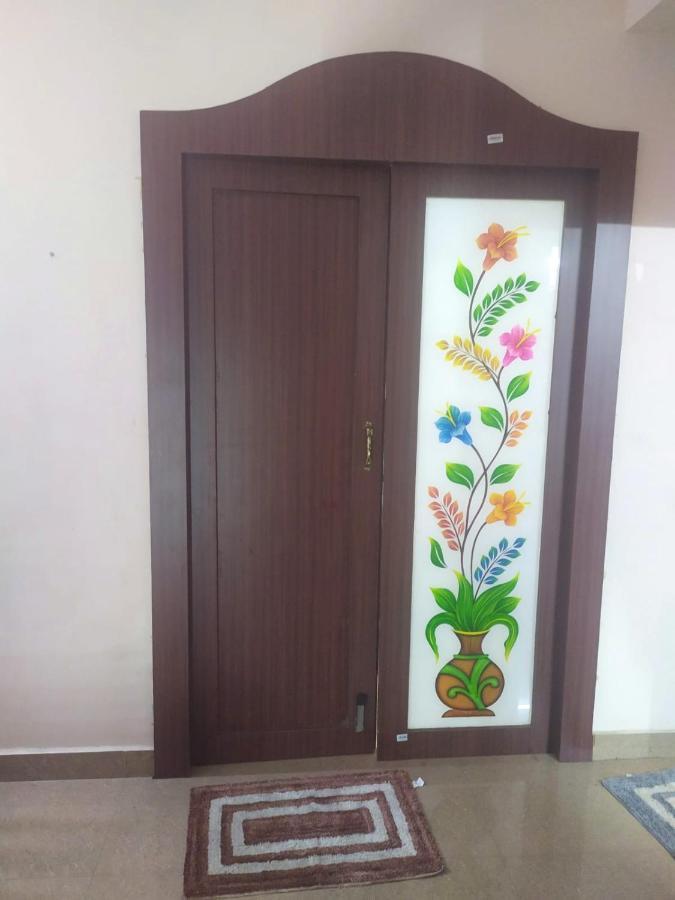 Sls Homestay - Luxury Ac Service Apartments 1Bhk, 2Bhk, 3Bhk - Direct Flyover To Alipiri Tirumala Gate - Walk To Ps4 Pure Veg Restaurants, Supermarkets - Near To National Highway & Padmavathi Amma Temple - Modular Kitchen, Living Room -Free Superfast Tirupati Zewnętrze zdjęcie