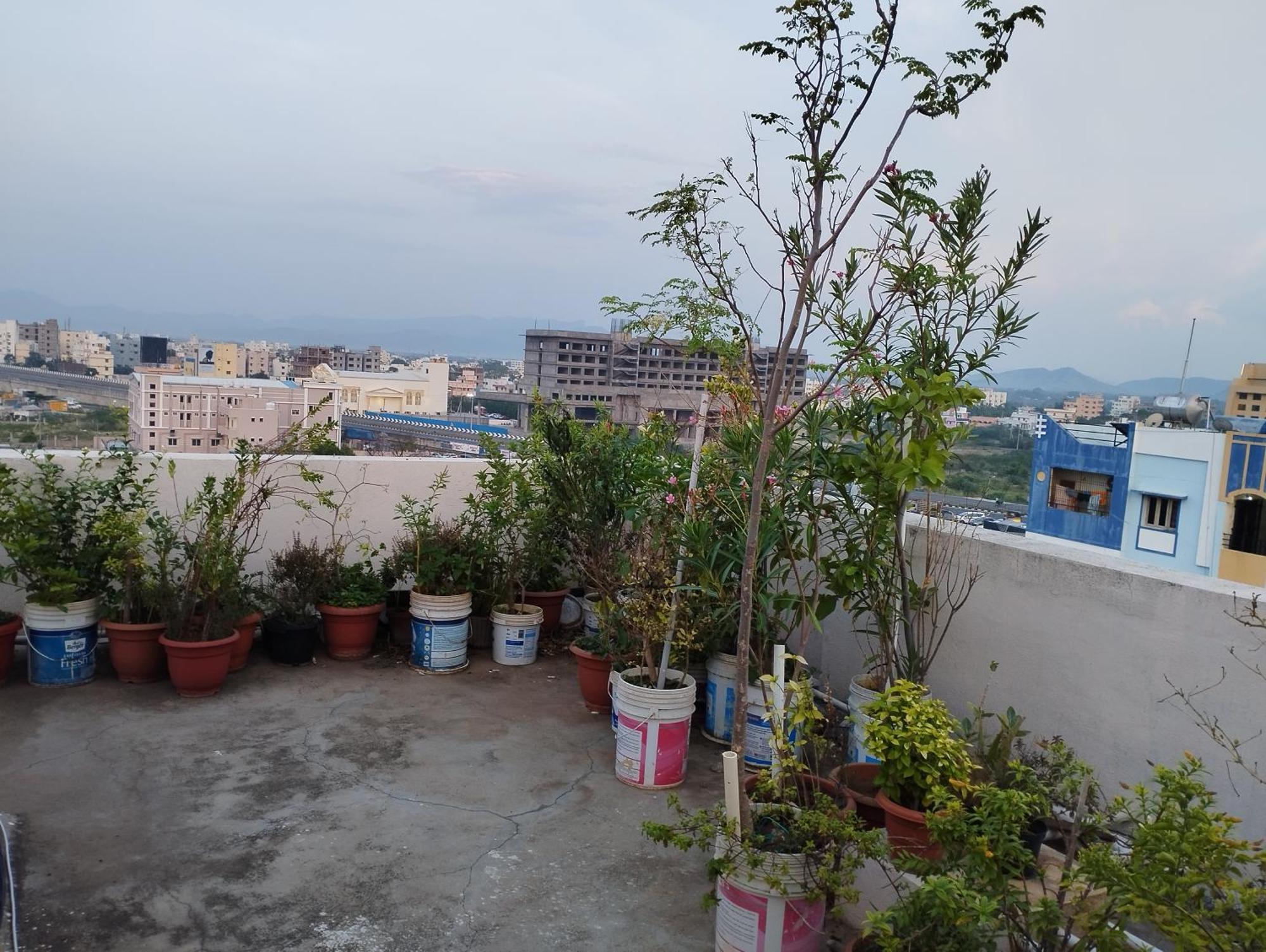 Sls Homestay - Luxury Ac Service Apartments 1Bhk, 2Bhk, 3Bhk - Direct Flyover To Alipiri Tirumala Gate - Walk To Ps4 Pure Veg Restaurants, Supermarkets - Near To National Highway & Padmavathi Amma Temple - Modular Kitchen, Living Room -Free Superfast Tirupati Zewnętrze zdjęcie